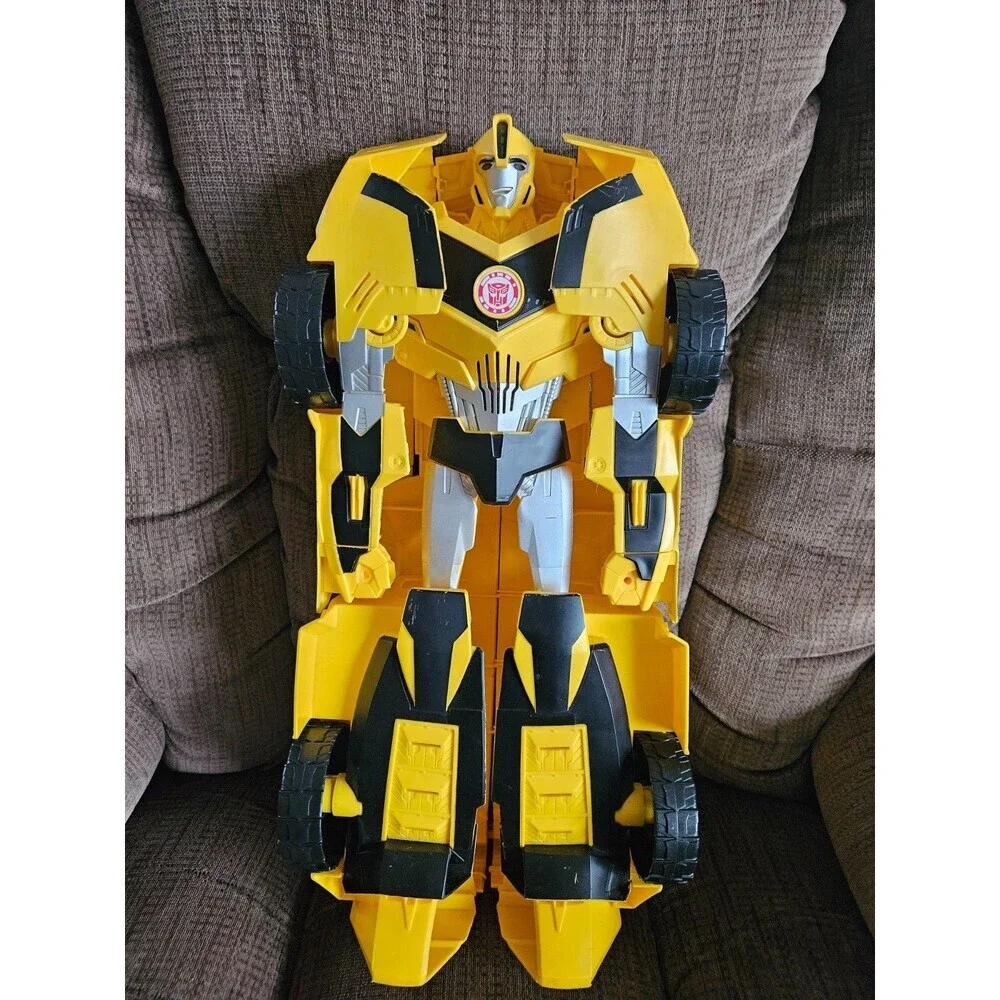 Hasbro 2014 Transformers Bumblebee Talking Action‎ Figure Toy Car